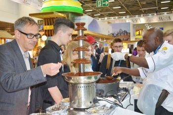 Deuxième journée de la participation de la Côte d’Ivoire à la 51ème édition du Salon International du Tourisme de Berlin (ITB) : Visite des stands et atelier chocolatier au menu